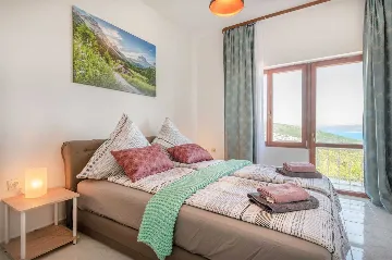 Spacious Family Home with Pool in Labin