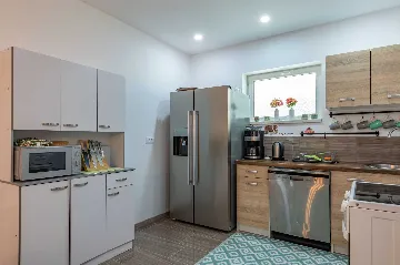 Spacious Family Home with Pool in Labin