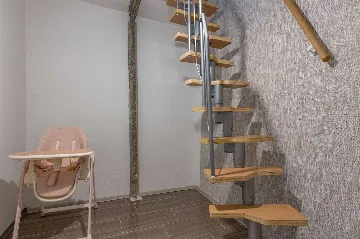 Spacious Family Home with Pool in Labin