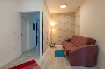 Spacious Family Home with Pool in Labin