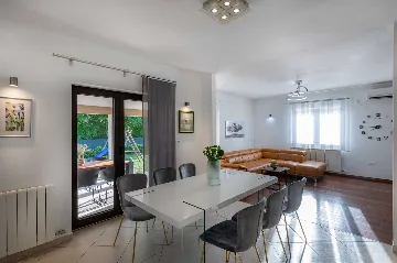 House in Pazin for 8 Guests with Private Pool