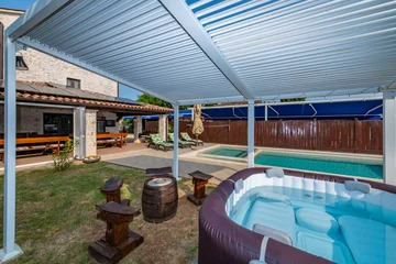 Holiday House in Barban with Heated Pool