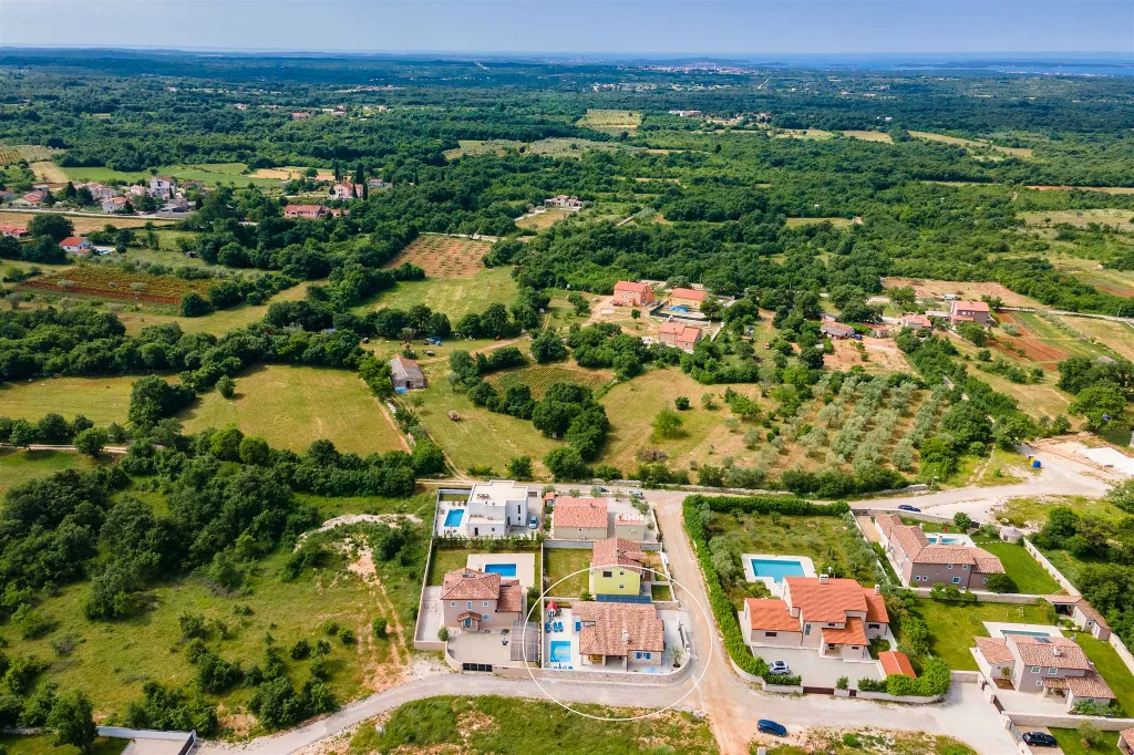 3-Bedroom House in Svetvinčenat for Up to 8 Guests