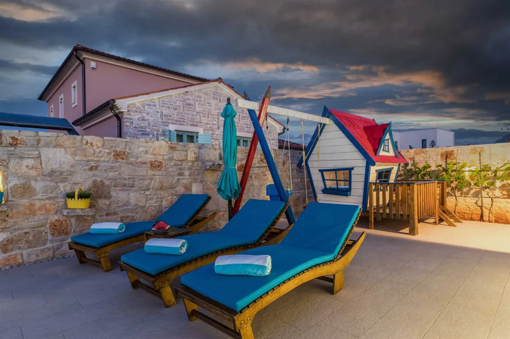 3-Bedroom House in Svetvinčenat for Up to 8 Guests