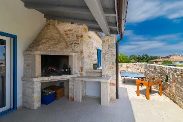 3-Bedroom House in Svetvinčenat for Up to 8 Guests