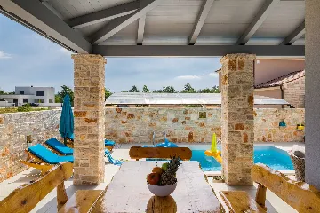 3-Bedroom House in Svetvinčenat for Up to 8 Guests