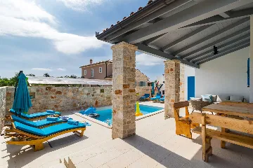 3-Bedroom House in Svetvinčenat for Up to 8 Guests