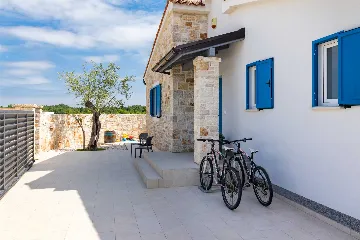 3-Bedroom House in Svetvinčenat for Up to 8 Guests