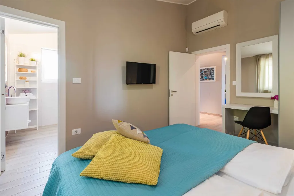 3-Bedroom House in Svetvinčenat for Up to 8 Guests