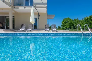 Private Pool House for 6 Guests in Labin, Croatia