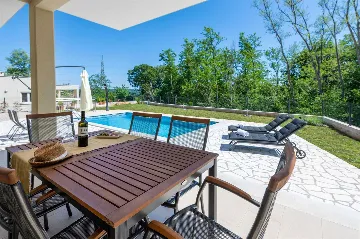 Private Pool House for 6 Guests in Labin, Croatia