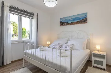3-Bedroom House with Pool in Sveti Lovreč