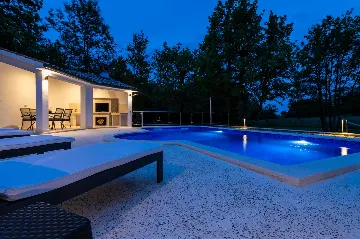 3-Bedroom House in Pazin for Up to 8 Guests