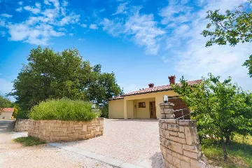 4-Bedroom House in Labin with Private Pool