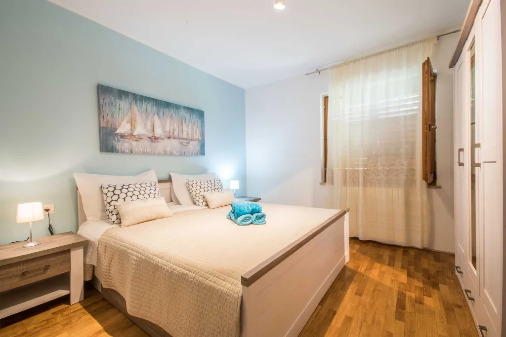 4-Bedroom House in Labin with Private Pool