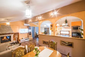 2-Bedroom House with Pool in Karojba