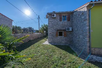 Šišan Istrian Stone House for Up to 5 Guests