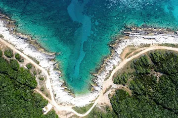 Šišan Istrian Stone House for Up to 5 Guests