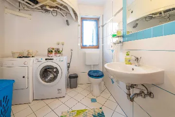 Šišan Istrian Stone House for Up to 5 Guests