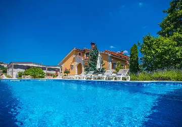 3-Bedroom House with Pool in Pazin, Croatia