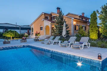 3-Bedroom House with Pool in Pazin, Croatia