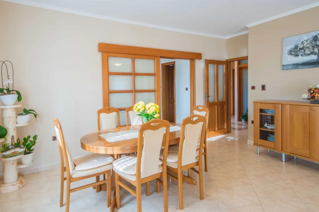 3-Bedroom House with Pool in Pazin, Croatia