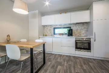 2-Bedroom House with Private Pool in Labin