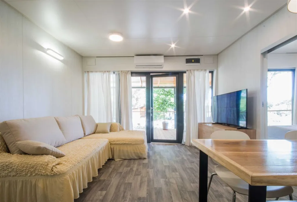 2-Bedroom House with Private Pool in Labin