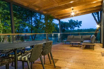 2-Bedroom House with Private Pool in Labin