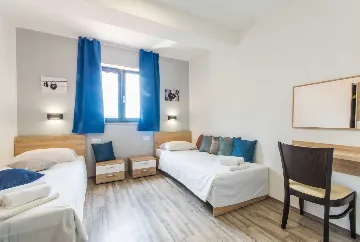 3-Bedroom House with Pool in Labin for Up to 8