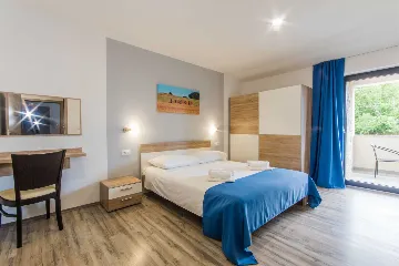 3-Bedroom House with Pool in Labin for Up to 8