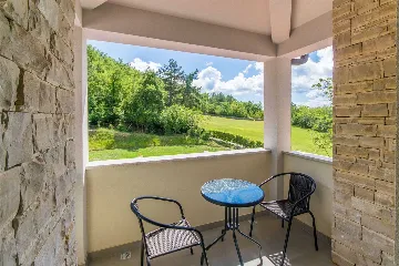 3-Bedroom House with Pool in Labin for Up to 8