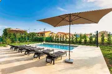 4-Bedroom House in Nedešćina for up to 9 Guests