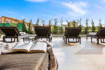 4-Bedroom House in Nedešćina for up to 9 Guests