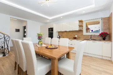 4-Bedroom House in Nedešćina for up to 9 Guests
