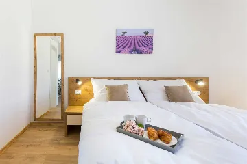 4-Bedroom House in Nedešćina for up to 9 Guests