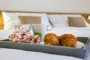 4-Bedroom House in Nedešćina for up to 9 Guests