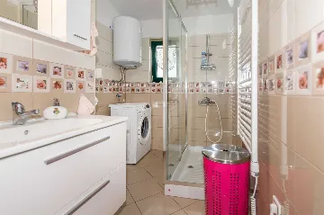 Pet-Friendly House with Private Pool in Pazin