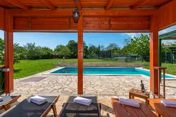 Pet-Friendly House with Private Pool in Pazin