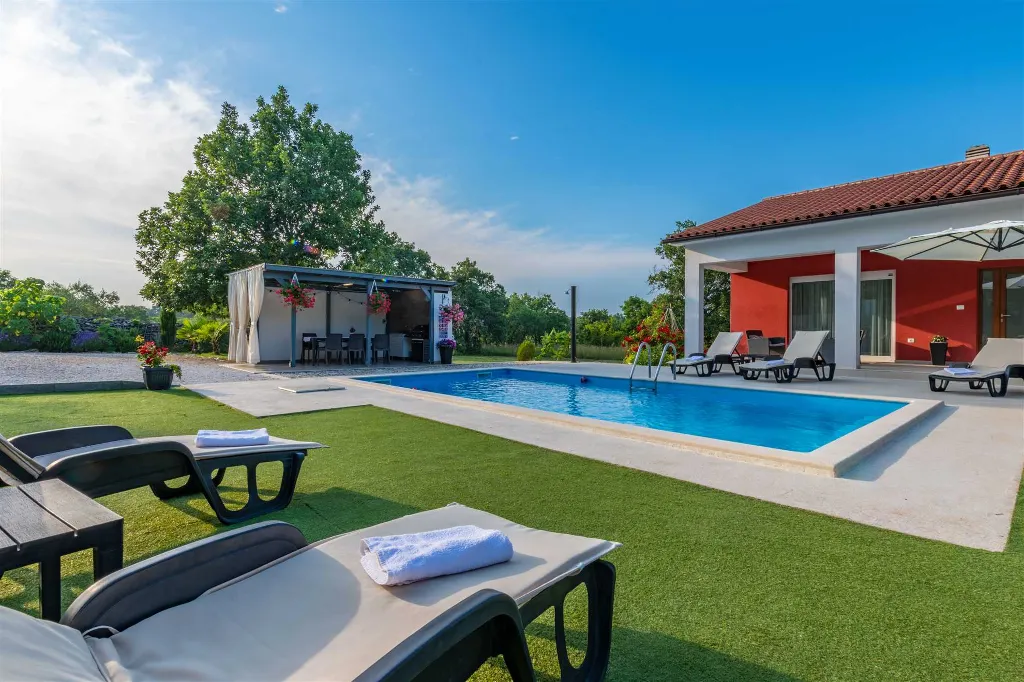 Svetvinčenat House for 6 with Private Pool