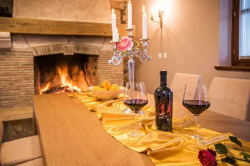 4-Bedroom Villa with Pool in Tomišići