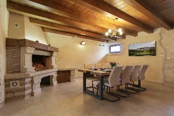 3-Bedroom House in Žminj with Swimming Pool