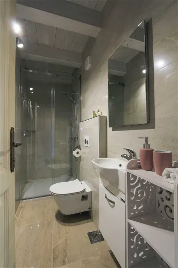 3-Bedroom House in Žminj with Swimming Pool