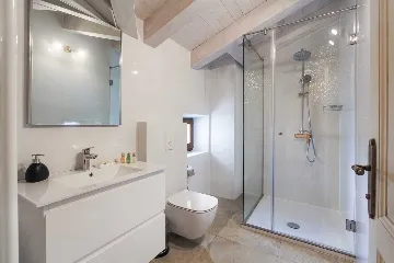 3-Bedroom House in Žminj with Swimming Pool