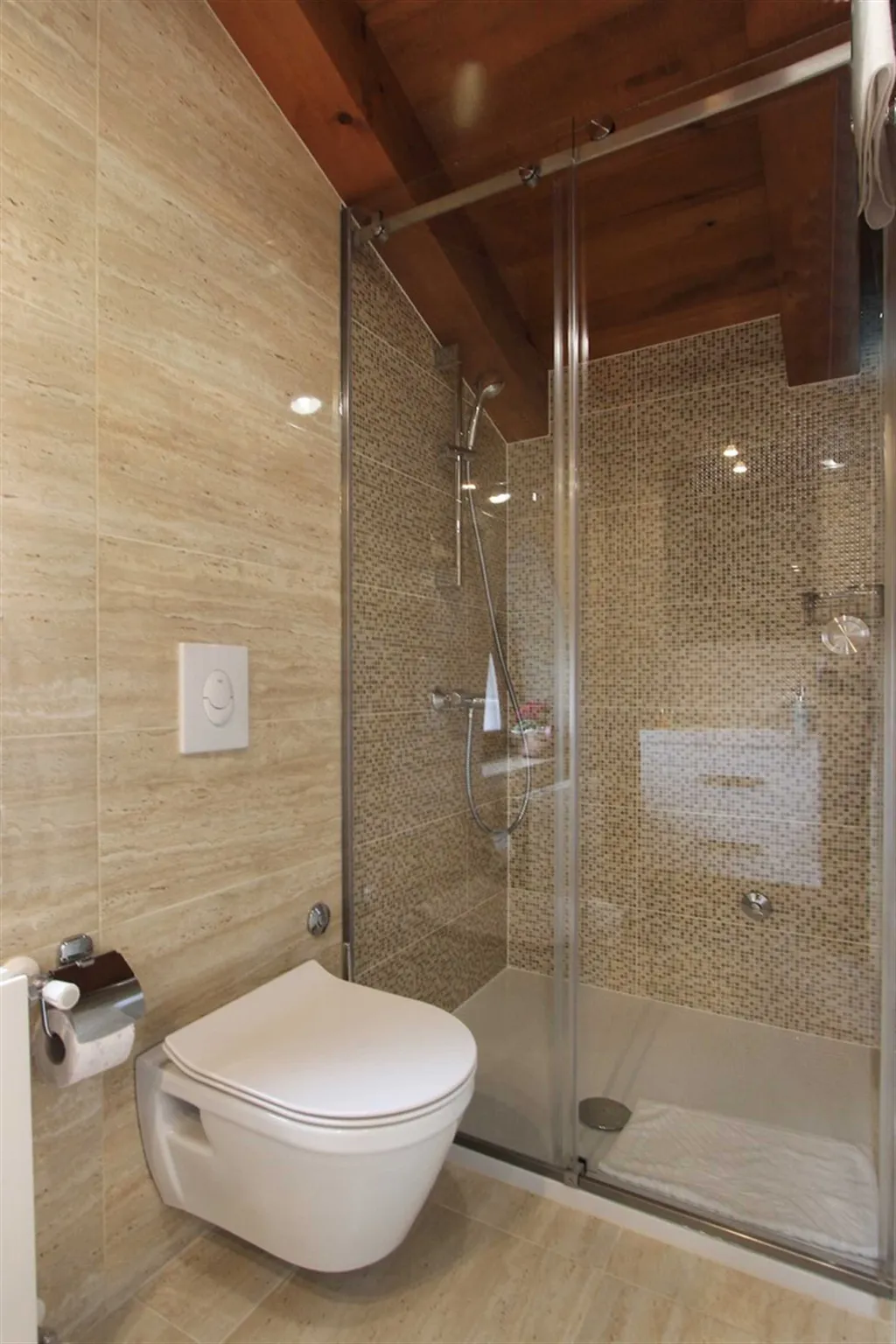 3-Bedroom House in Žminj with Swimming Pool