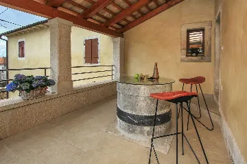 3-Bedroom House in Žminj with Swimming Pool