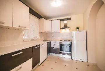 Private Pool House in Labin for Up to 12 Guests