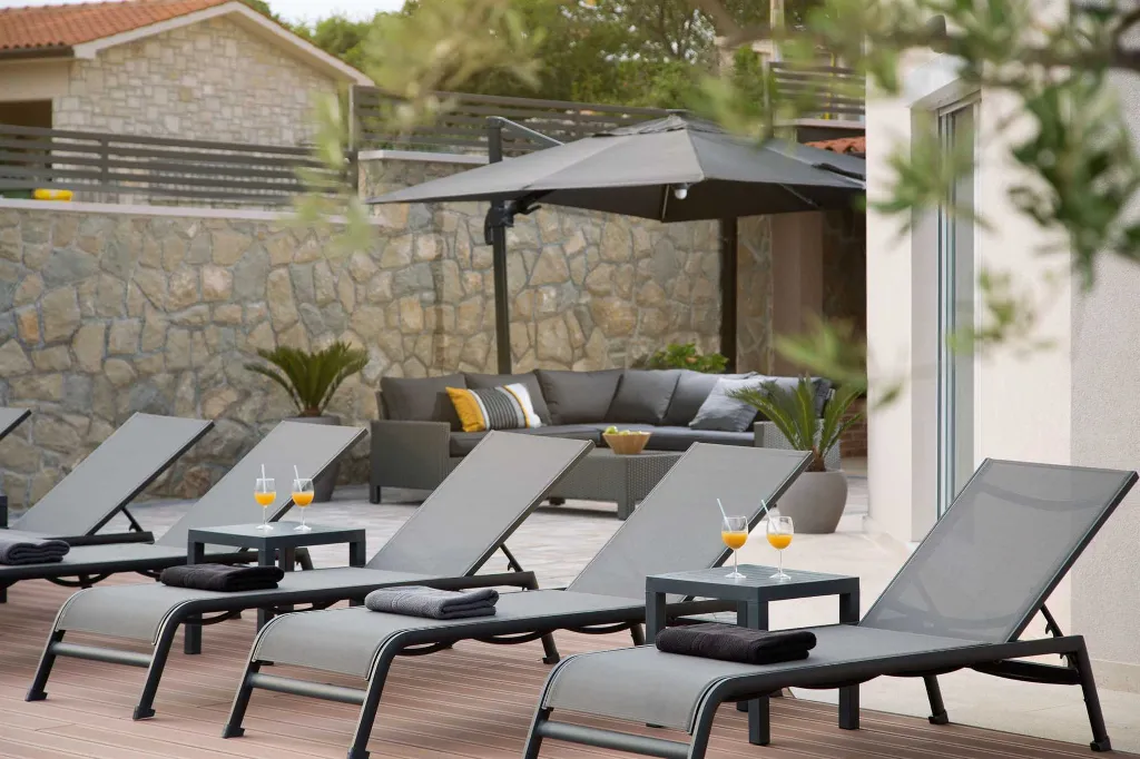 Private Pool House in Labin for Up to 12 Guests