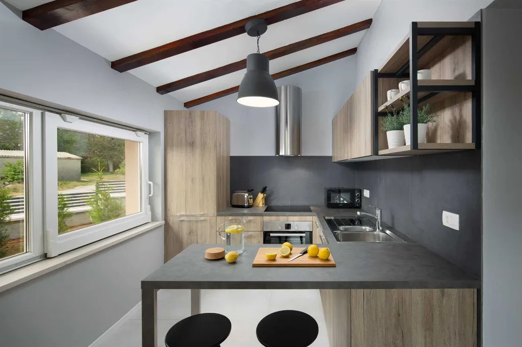 Private Pool House in Labin for Up to 12 Guests