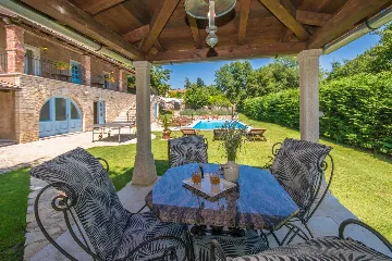 6-Bedroom House for 16 Guests in Žminj, Croatia